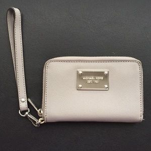 Michael Kors wristlet